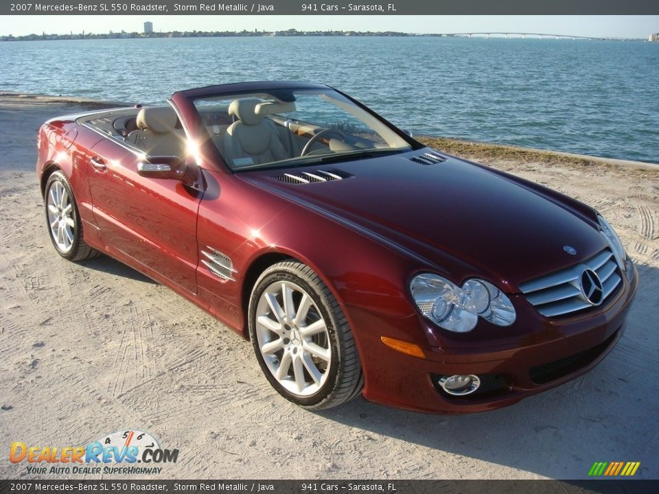 Front 3/4 View of 2007 Mercedes-Benz SL 550 Roadster Photo #1