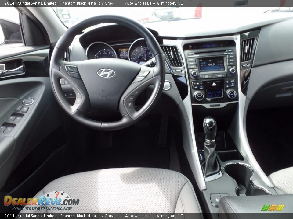 2014 Hyundai Sonata Limited Phantom Black Metallic / Gray Photo #15