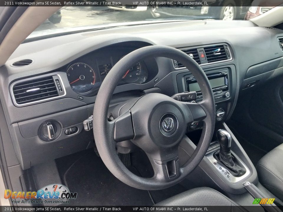 2011 Volkswagen Jetta SE Sedan Reflex Silver Metallic / Titan Black Photo #36