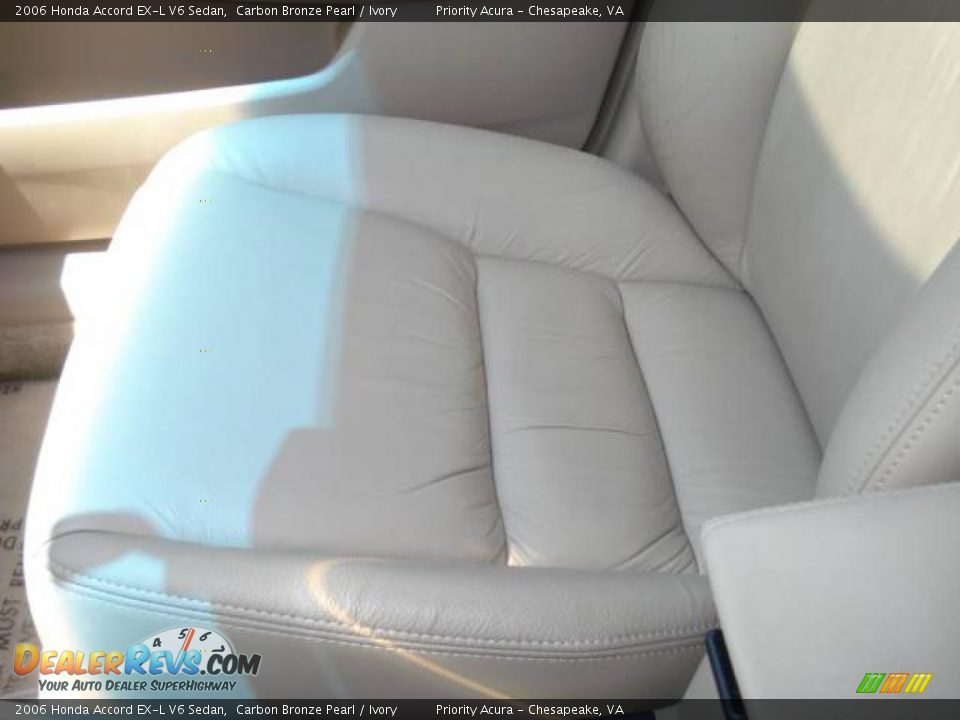 2006 Honda Accord EX-L V6 Sedan Carbon Bronze Pearl / Ivory Photo #19