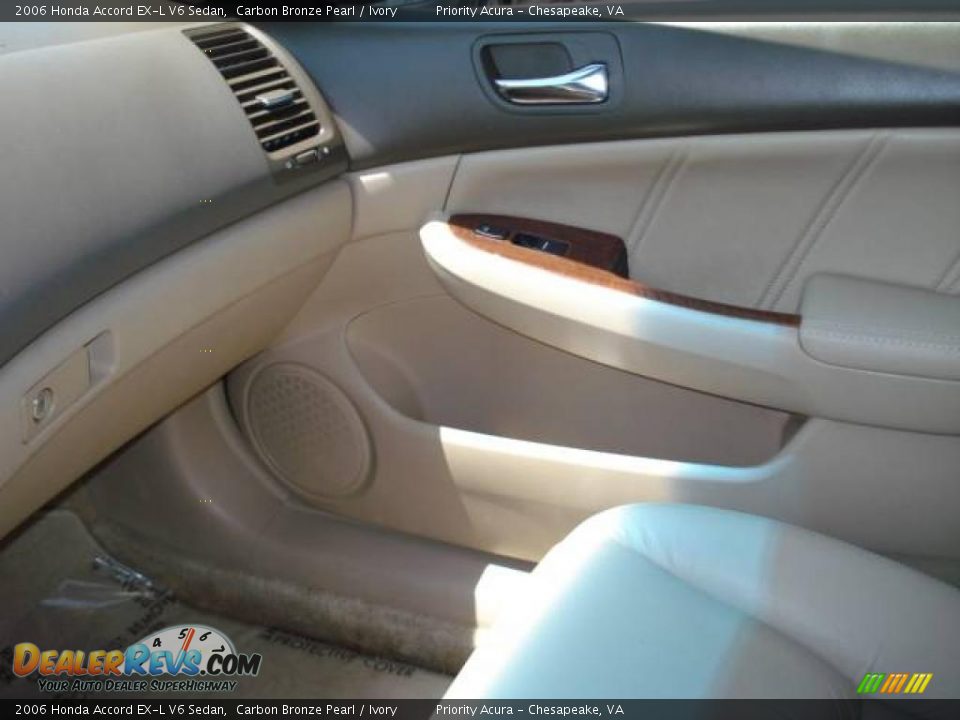 2006 Honda Accord EX-L V6 Sedan Carbon Bronze Pearl / Ivory Photo #20