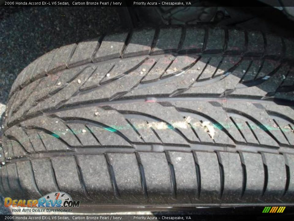 2006 Honda Accord EX-L V6 Sedan Carbon Bronze Pearl / Ivory Photo #23