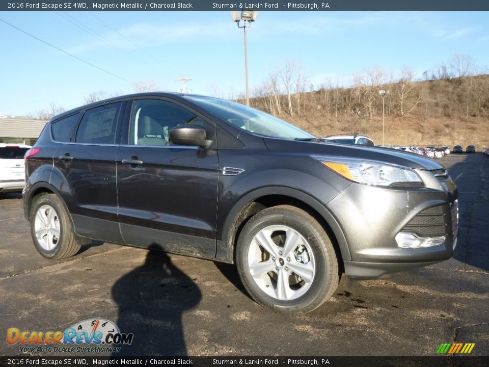 2016 Ford Escape SE 4WD Magnetic Metallic / Charcoal Black Photo #1