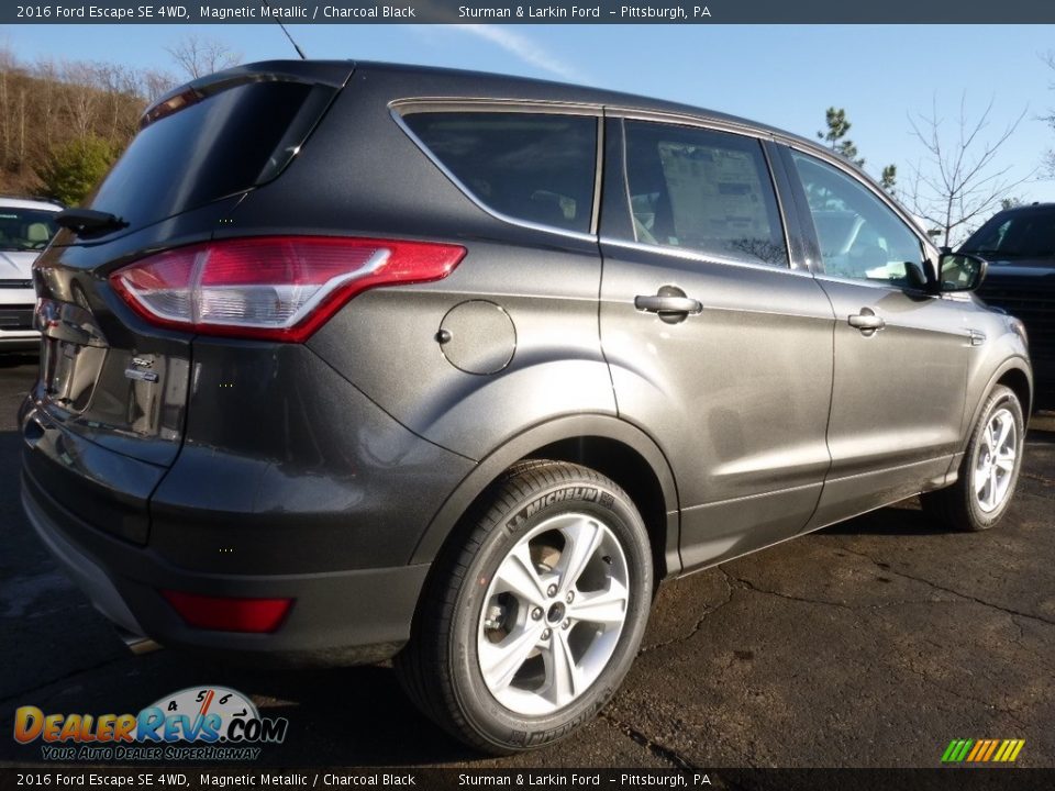 2016 Ford Escape SE 4WD Magnetic Metallic / Charcoal Black Photo #2