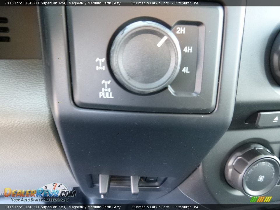 2016 Ford F150 XLT SuperCab 4x4 Magnetic / Medium Earth Gray Photo #12