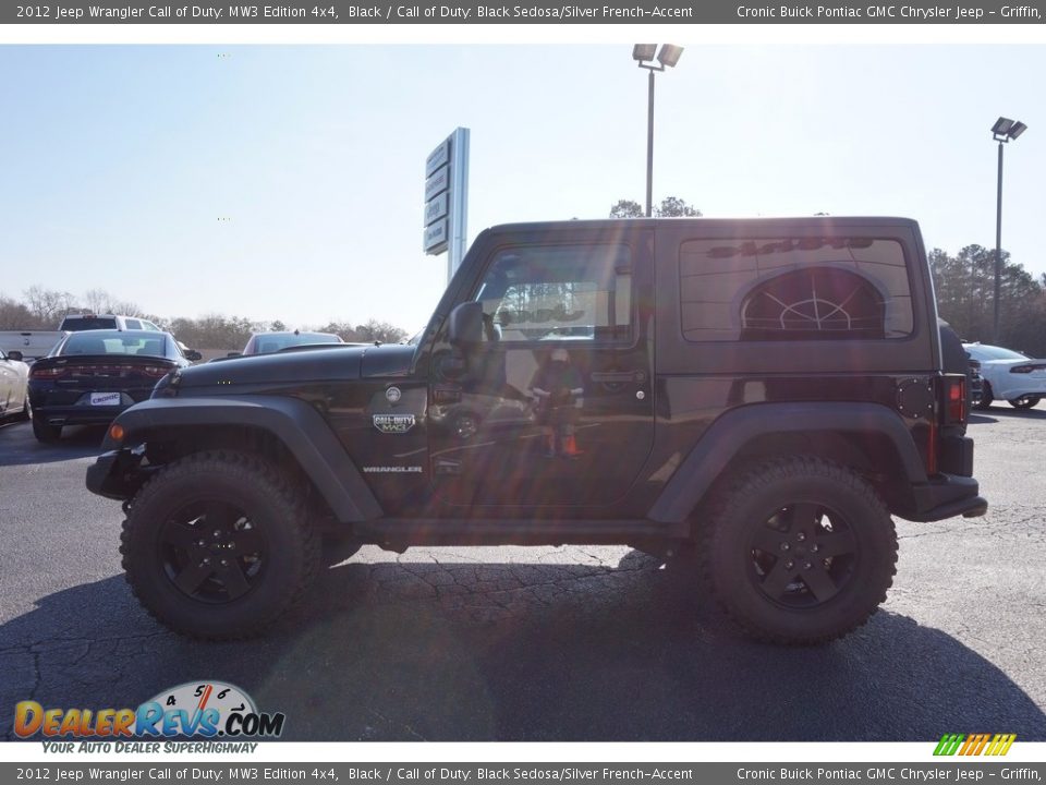 2012 Jeep Wrangler Call of Duty: MW3 Edition 4x4 Black / Call of Duty: Black Sedosa/Silver French-Accent Photo #4