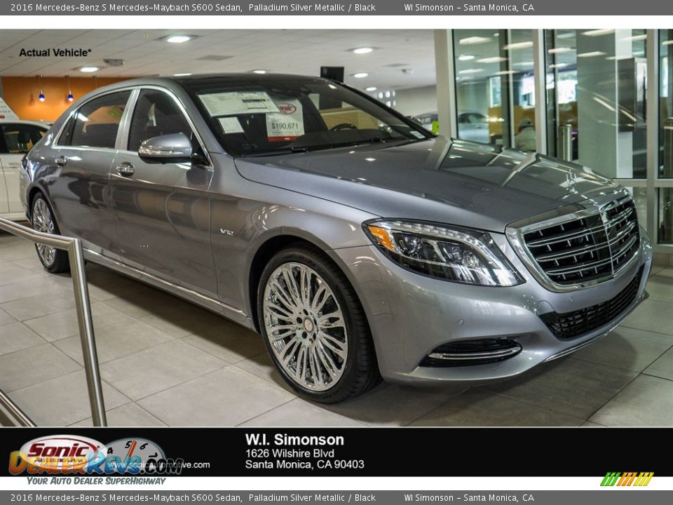2016 Mercedes-Benz S Mercedes-Maybach S600 Sedan Palladium Silver Metallic / Black Photo #1