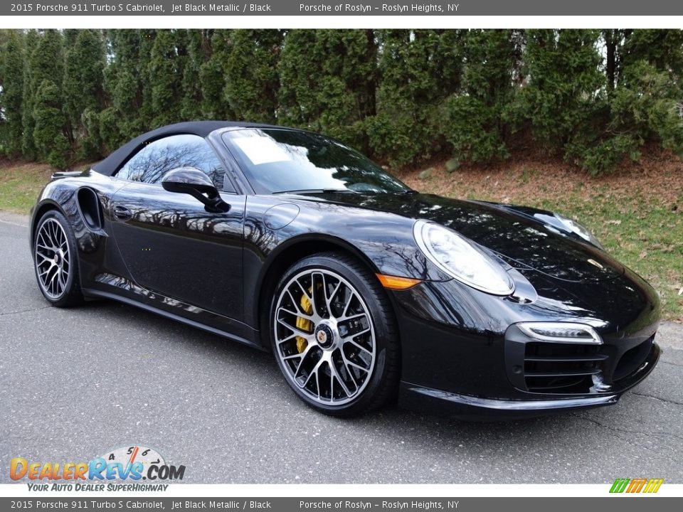 Front 3/4 View of 2015 Porsche 911 Turbo S Cabriolet Photo #6
