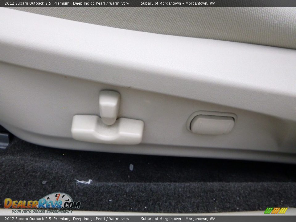 2012 Subaru Outback 2.5i Premium Deep Indigo Pearl / Warm Ivory Photo #16