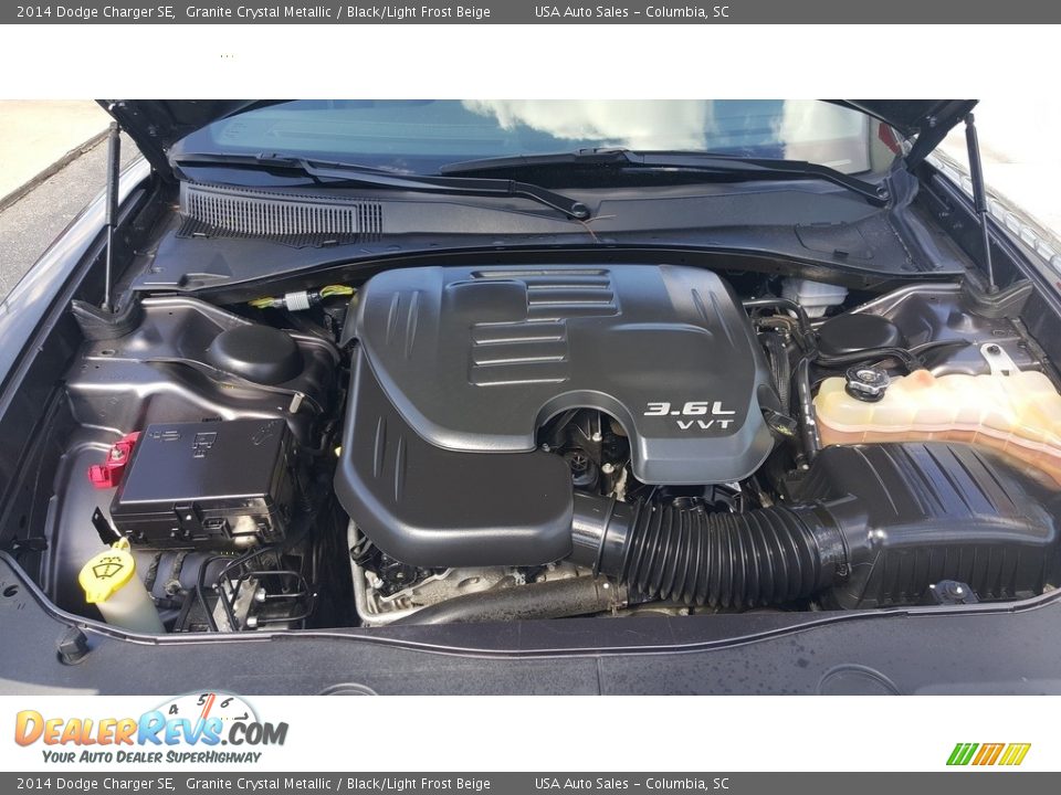 2014 Dodge Charger SE Granite Crystal Metallic / Black/Light Frost Beige Photo #16