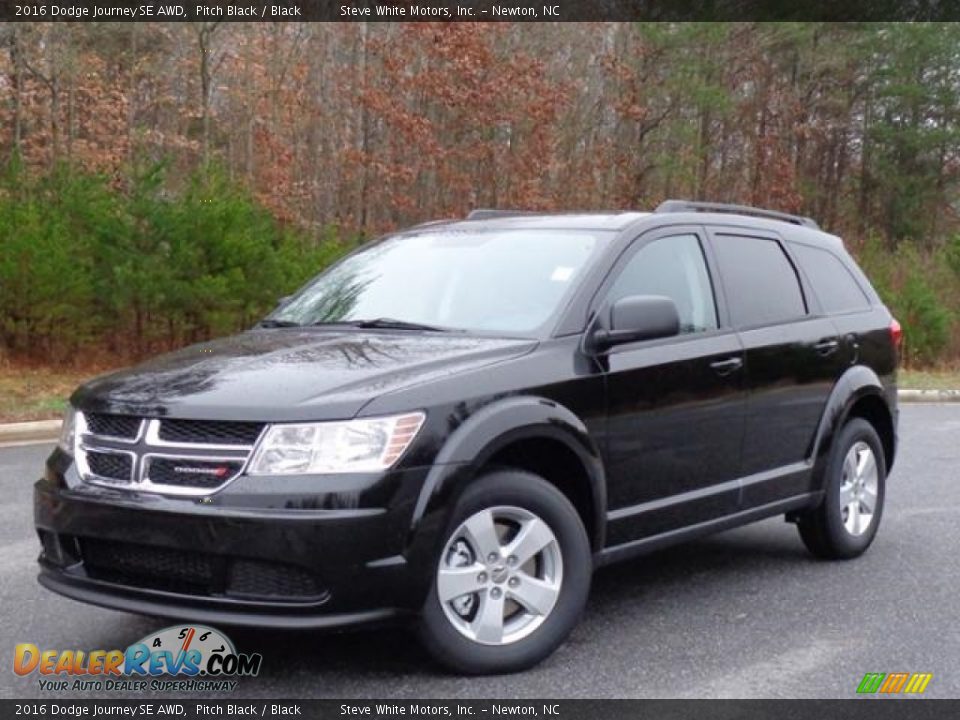 Front 3/4 View of 2016 Dodge Journey SE AWD Photo #2