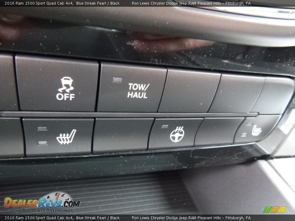 2016 Ram 1500 Sport Quad Cab 4x4 Blue Streak Pearl / Black Photo #18