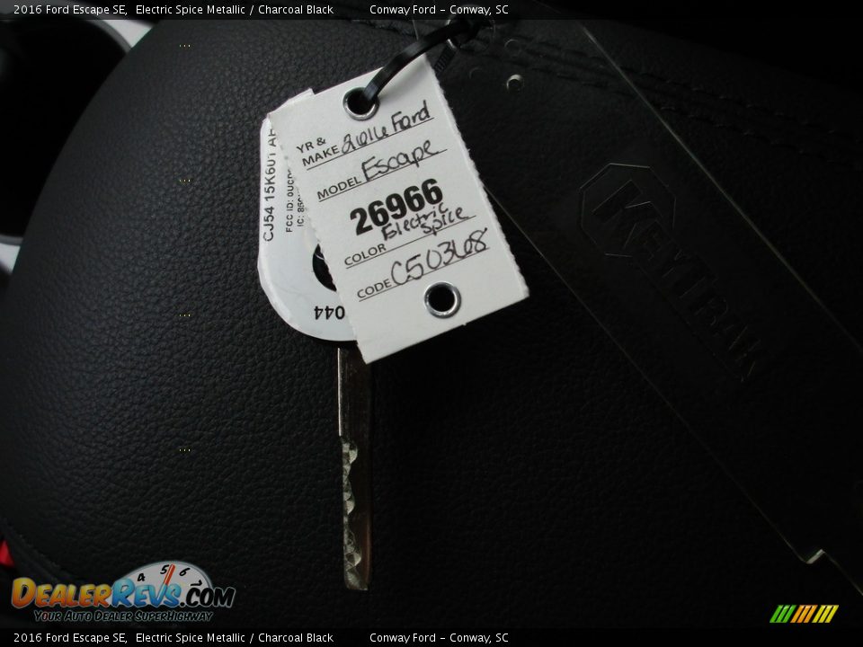 2016 Ford Escape SE Electric Spice Metallic / Charcoal Black Photo #33