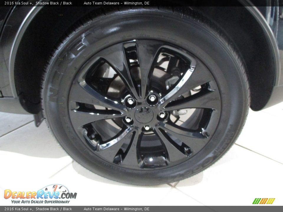 2016 Kia Soul + Wheel Photo #7