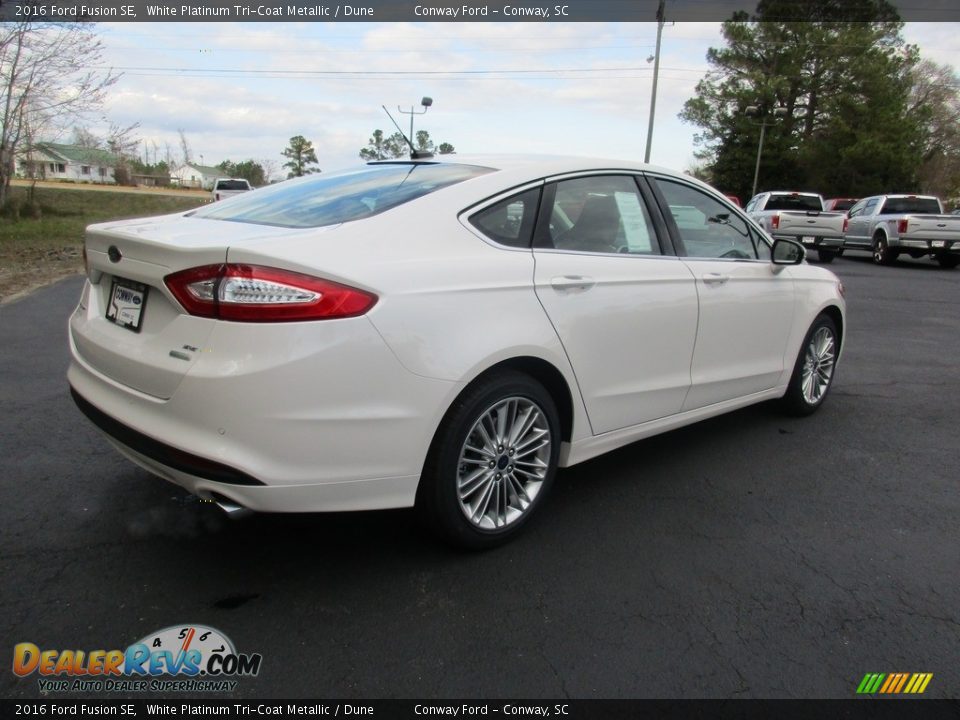 2016 Ford Fusion SE White Platinum Tri-Coat Metallic / Dune Photo #3