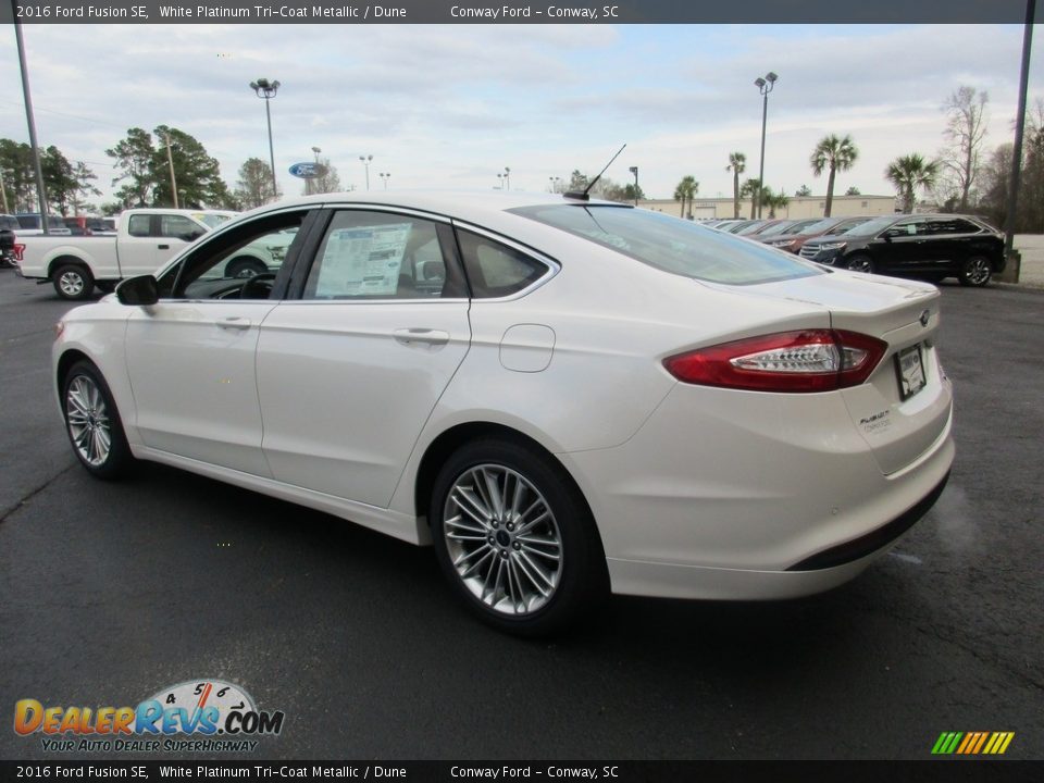 2016 Ford Fusion SE White Platinum Tri-Coat Metallic / Dune Photo #6