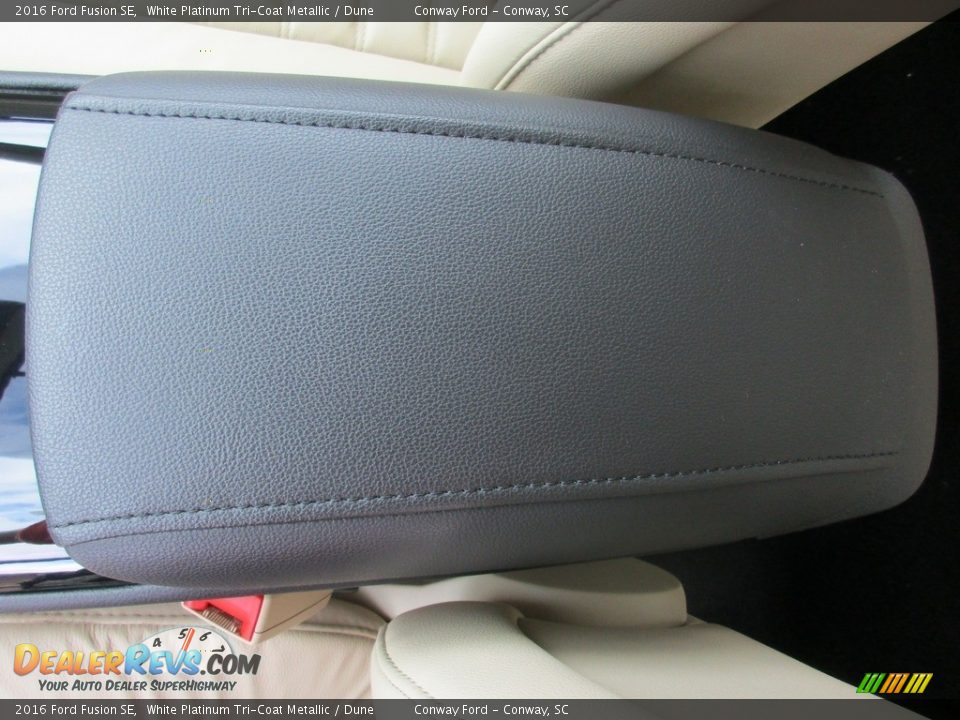 2016 Ford Fusion SE White Platinum Tri-Coat Metallic / Dune Photo #23