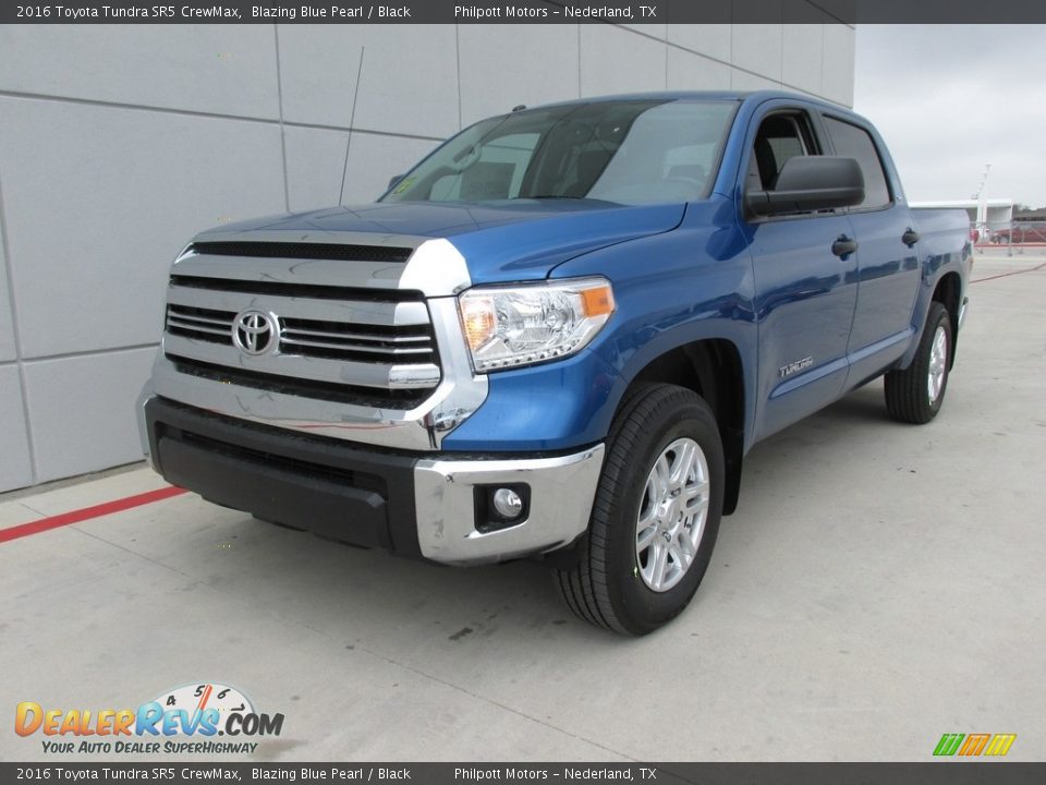 2016 Toyota Tundra SR5 CrewMax Blazing Blue Pearl / Black Photo #7