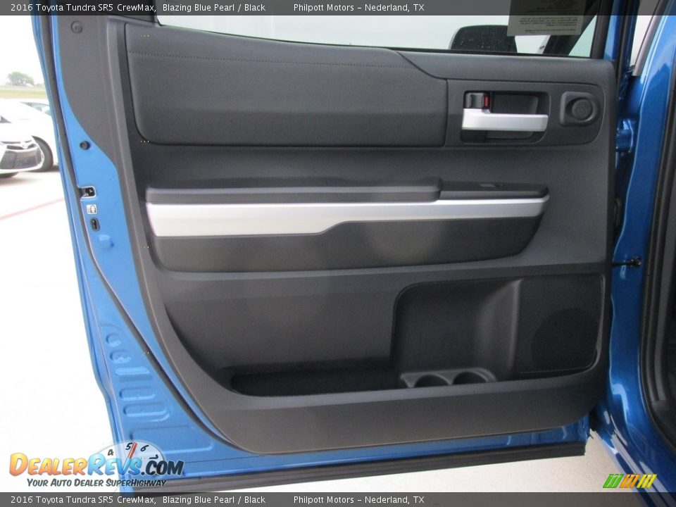 Door Panel of 2016 Toyota Tundra SR5 CrewMax Photo #16