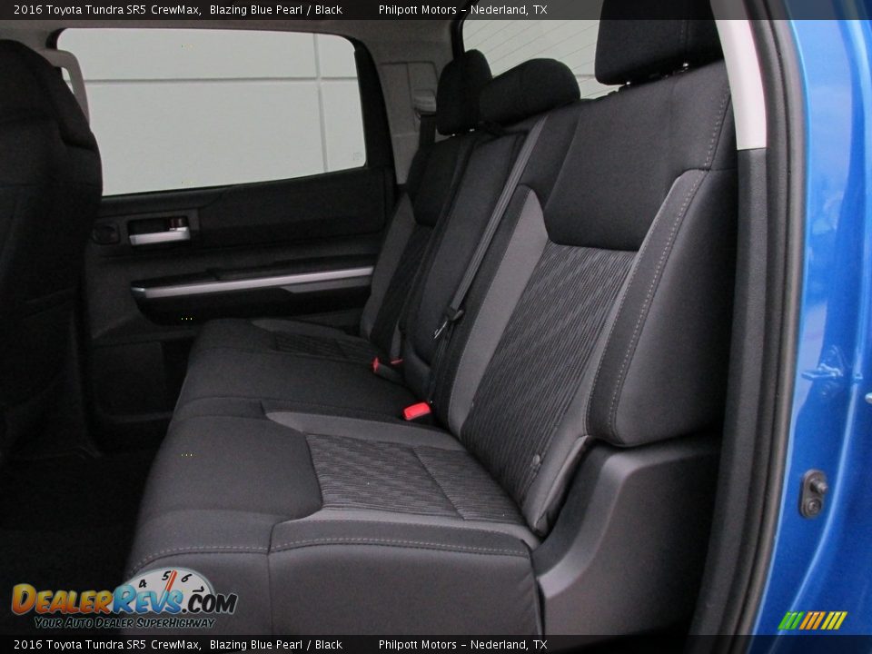 2016 Toyota Tundra SR5 CrewMax Blazing Blue Pearl / Black Photo #17