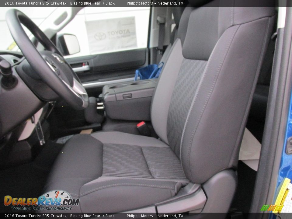 2016 Toyota Tundra SR5 CrewMax Blazing Blue Pearl / Black Photo #20