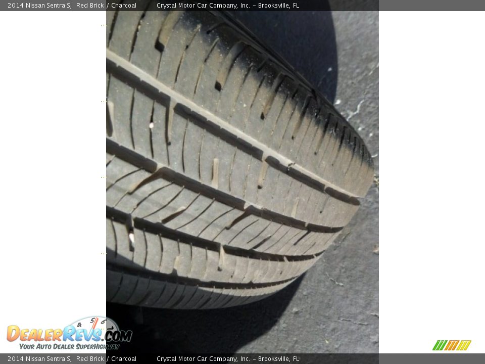 2014 Nissan Sentra S Red Brick / Charcoal Photo #15