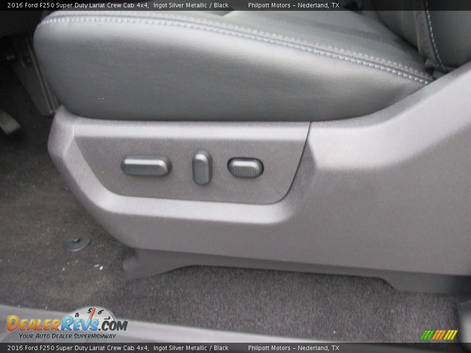 2016 Ford F250 Super Duty Lariat Crew Cab 4x4 Ingot Silver Metallic / Black Photo #25