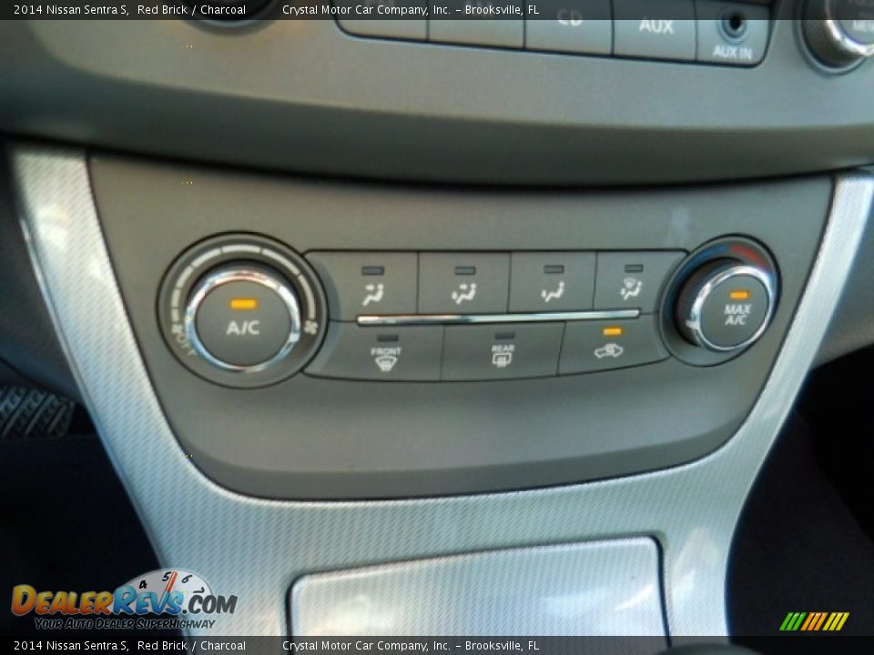 2014 Nissan Sentra S Red Brick / Charcoal Photo #20