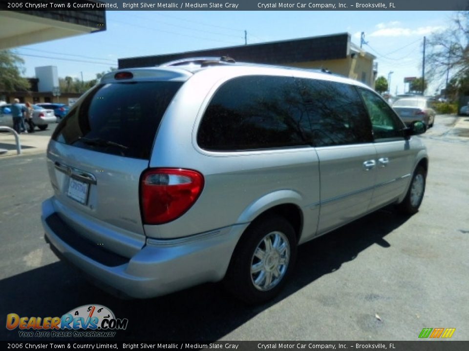 2006 Chrysler Town & Country Limited Bright Silver Metallic / Medium Slate Gray Photo #11