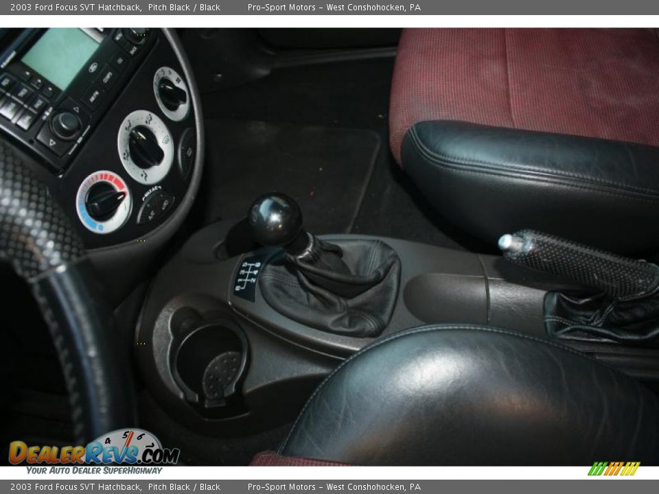 2003 Ford Focus SVT Hatchback Pitch Black / Black Photo #10