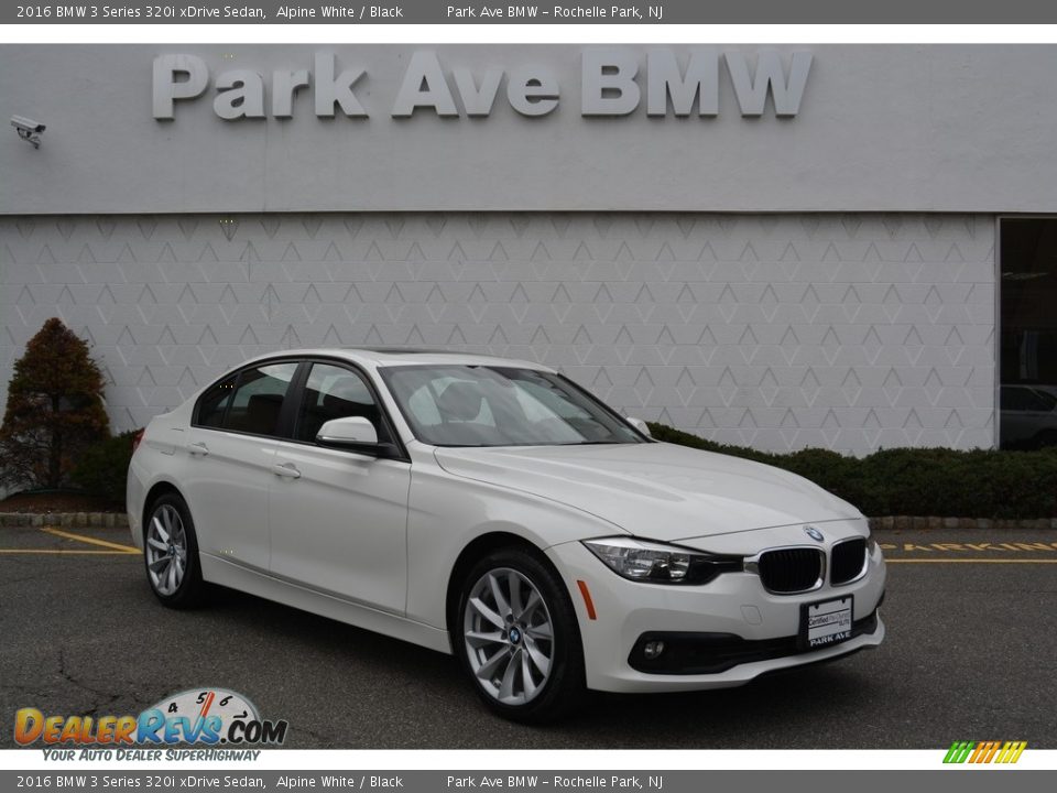 2016 BMW 3 Series 320i xDrive Sedan Alpine White / Black Photo #1