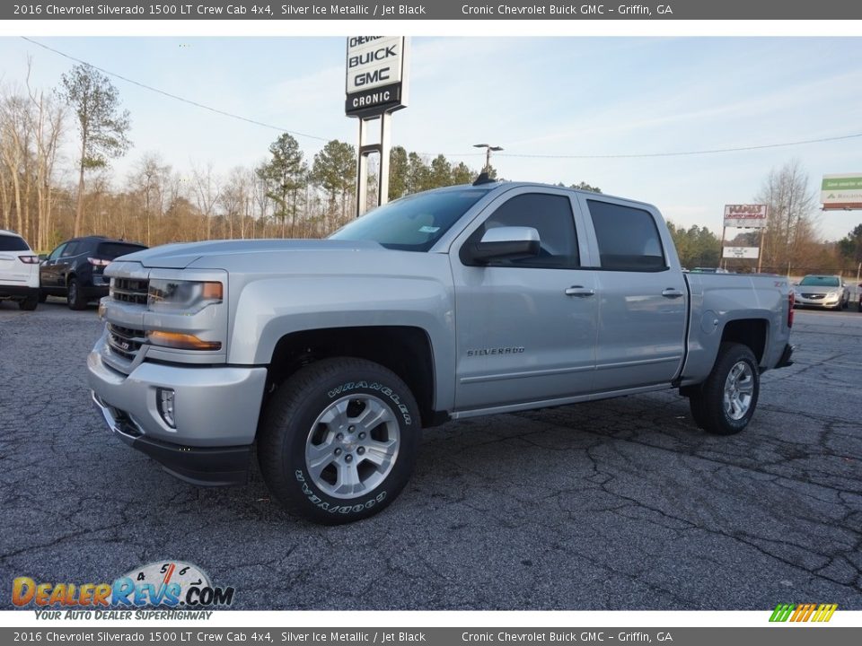 2016 Chevrolet Silverado 1500 LT Crew Cab 4x4 Silver Ice Metallic / Jet Black Photo #3