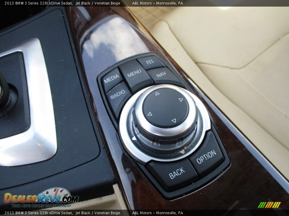 2013 BMW 3 Series 328i xDrive Sedan Jet Black / Venetian Beige Photo #18