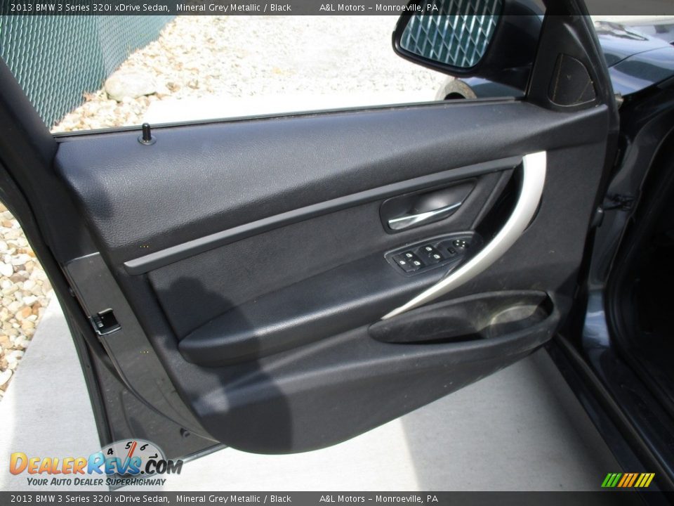 2013 BMW 3 Series 320i xDrive Sedan Mineral Grey Metallic / Black Photo #9
