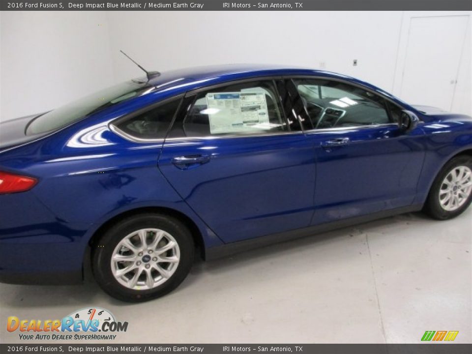 2016 Ford Fusion S Deep Impact Blue Metallic / Medium Earth Gray Photo #11