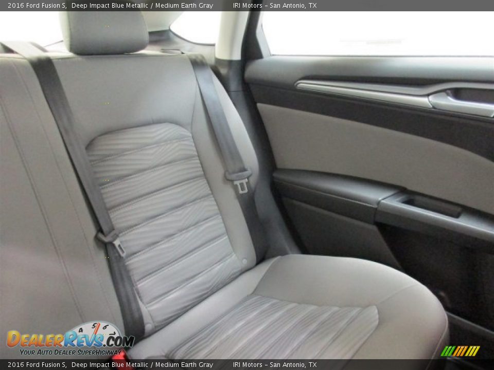 2016 Ford Fusion S Deep Impact Blue Metallic / Medium Earth Gray Photo #19