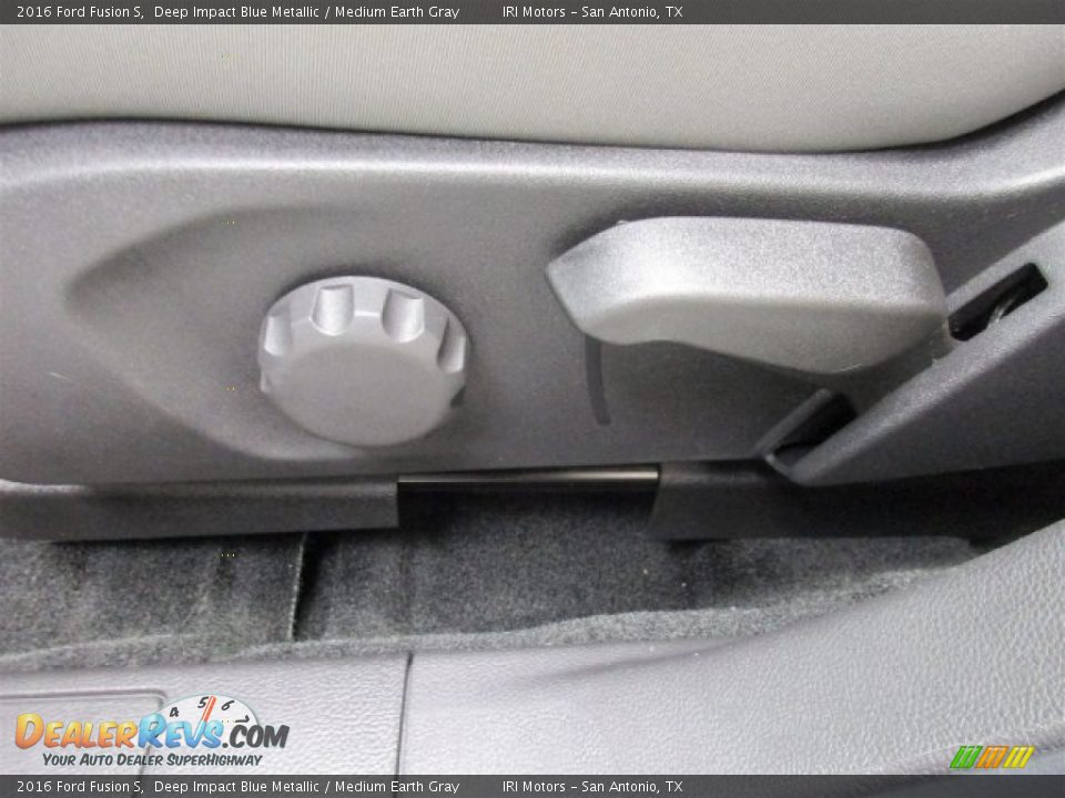 2016 Ford Fusion S Deep Impact Blue Metallic / Medium Earth Gray Photo #29
