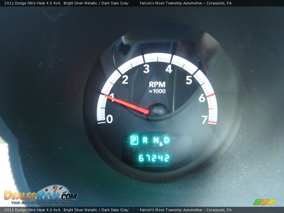 2011 Dodge Nitro Heat 4.0 4x4 Bright Silver Metallic / Dark Slate Gray Photo #5