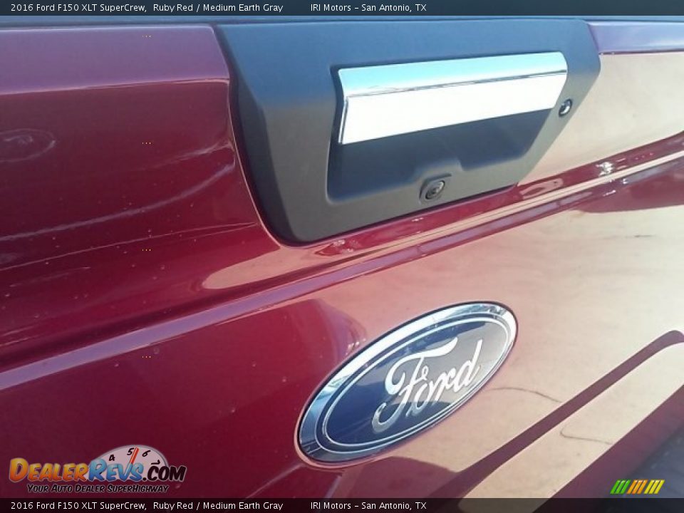 2016 Ford F150 XLT SuperCrew Ruby Red / Medium Earth Gray Photo #12