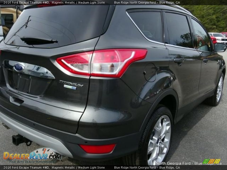 2016 Ford Escape Titanium 4WD Magnetic Metallic / Medium Light Stone Photo #35
