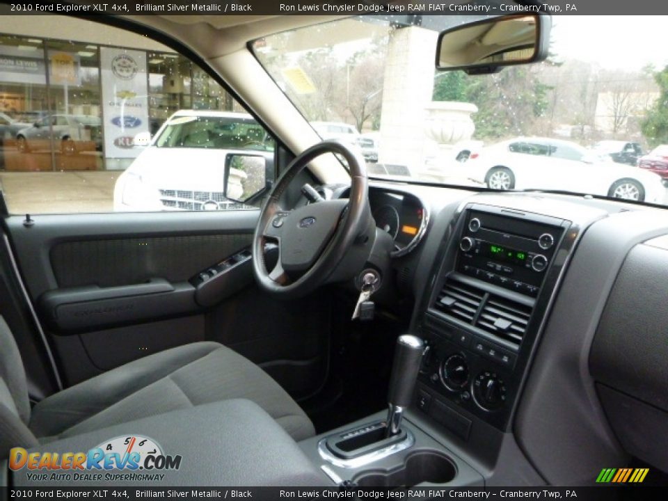 2010 Ford Explorer XLT 4x4 Brilliant Silver Metallic / Black Photo #7