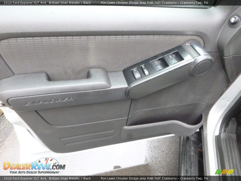 2010 Ford Explorer XLT 4x4 Brilliant Silver Metallic / Black Photo #15