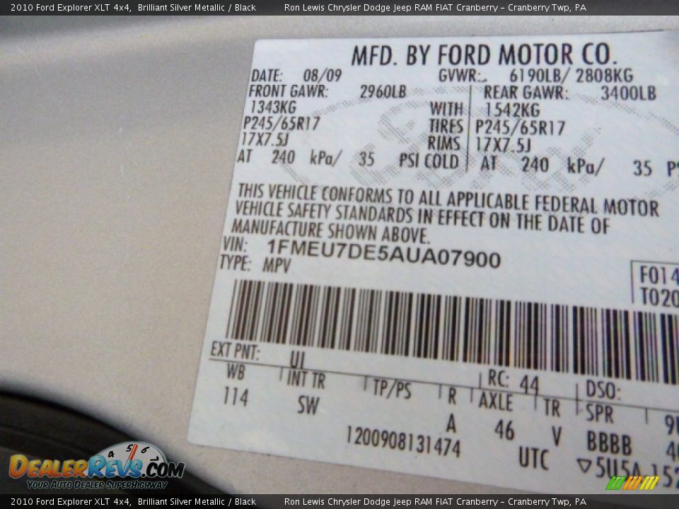 2010 Ford Explorer XLT 4x4 Brilliant Silver Metallic / Black Photo #16