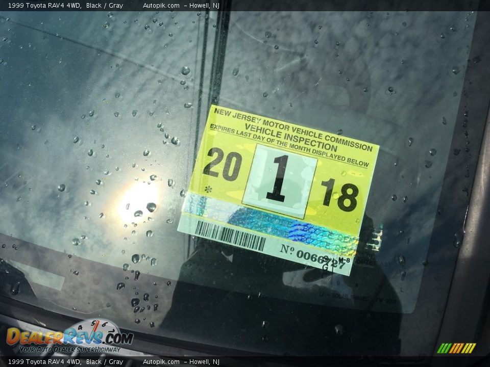 1999 Toyota RAV4 4WD Black / Gray Photo #17