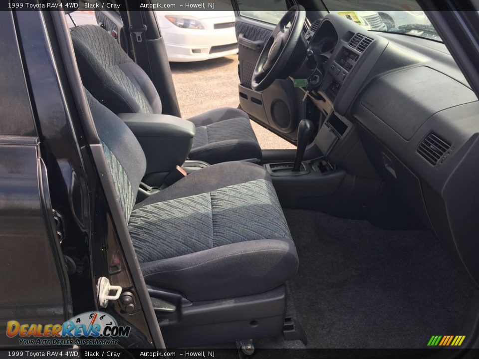 1999 Toyota RAV4 4WD Black / Gray Photo #29