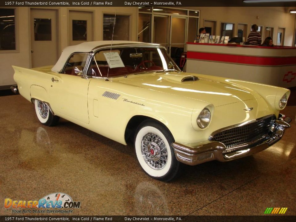 1957 Ford Thunderbird Convertible Inca Gold / Flame Red Photo #3