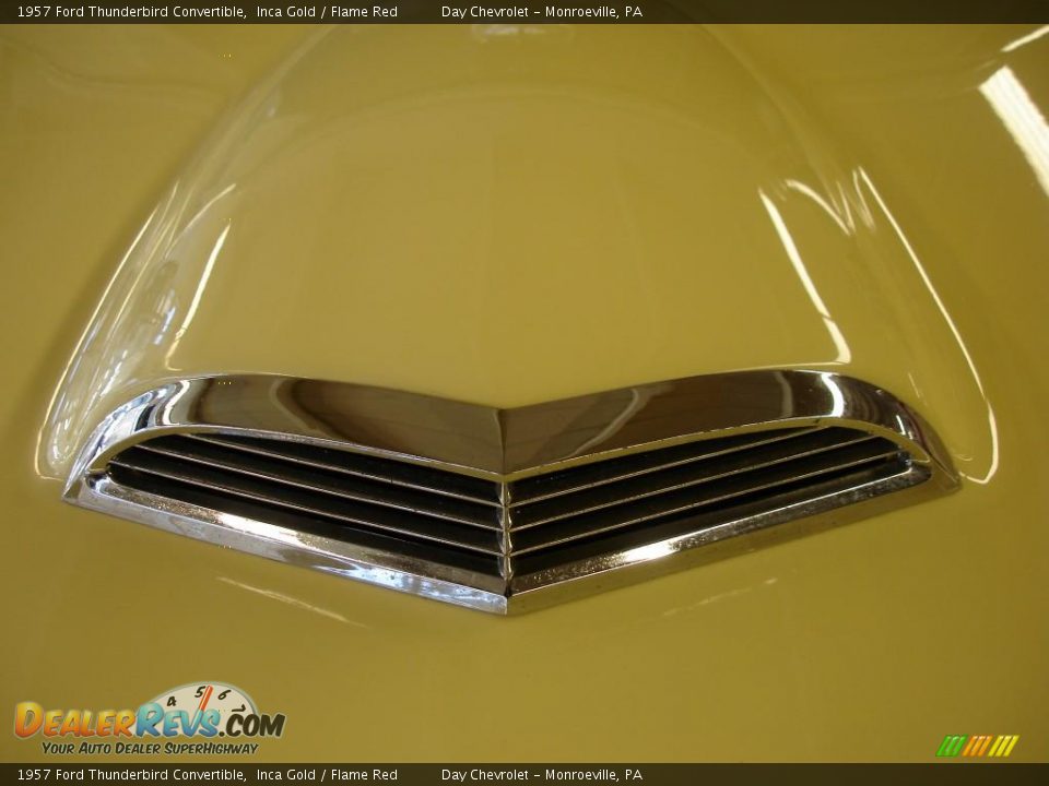 1957 Ford Thunderbird Convertible Inca Gold / Flame Red Photo #15