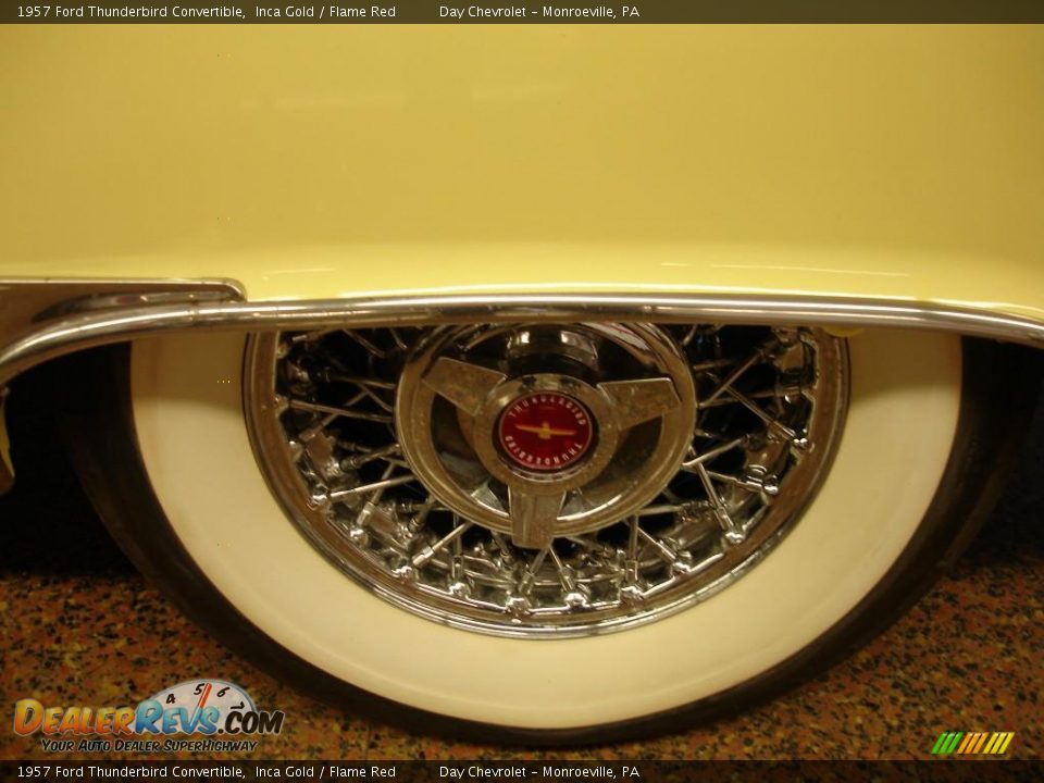 1957 Ford Thunderbird Convertible Inca Gold / Flame Red Photo #23