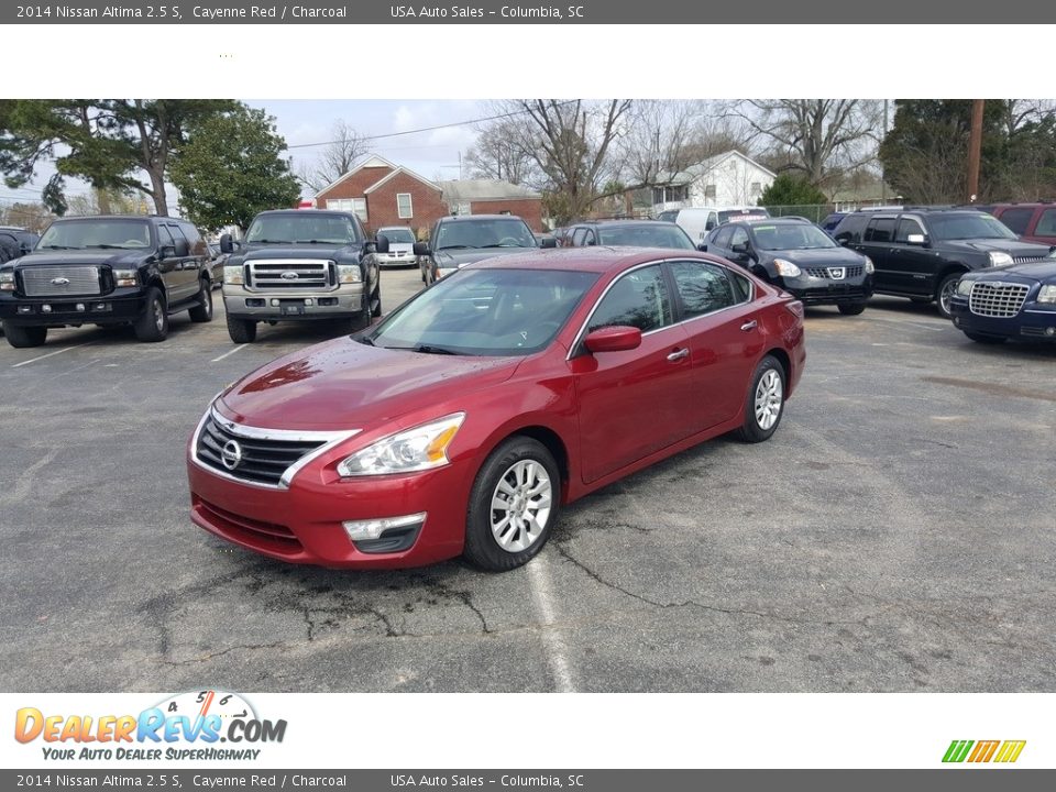 2014 Nissan Altima 2.5 S Cayenne Red / Charcoal Photo #1