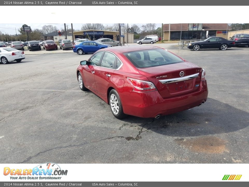 2014 Nissan Altima 2.5 S Cayenne Red / Charcoal Photo #3